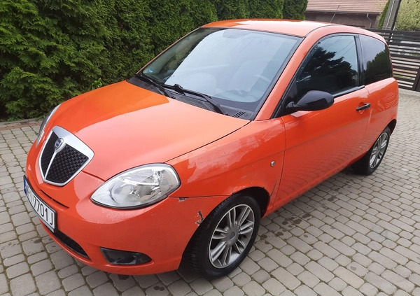 Lancia Ypsilon cena 5900 przebieg: 159000, rok produkcji 2009 z Mogielnica małe 56